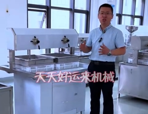 新手如何選用豆腐機(jī)相關(guān)設(shè)備，細(xì)切決定成敗!
